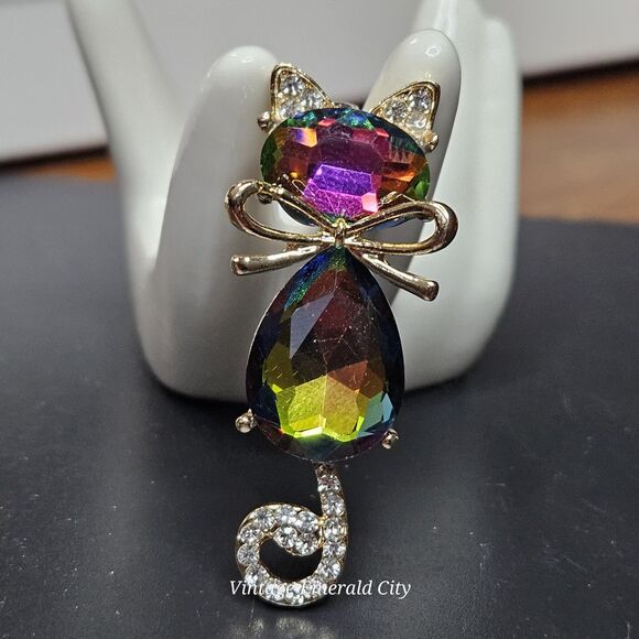 Goldtone Mr. Cat Bow Cyrstal Brooch Rhinestone Tail & Ears Iridescent Kitty Pin - Picture 11 of 13